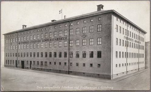 Fyrtornets Konservers nyuppförda fabrik i Göteborg. Foto Okänd Järnvägsmuseet